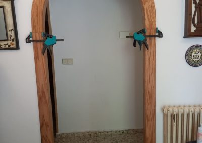 Arco de madera para hueco de puerta